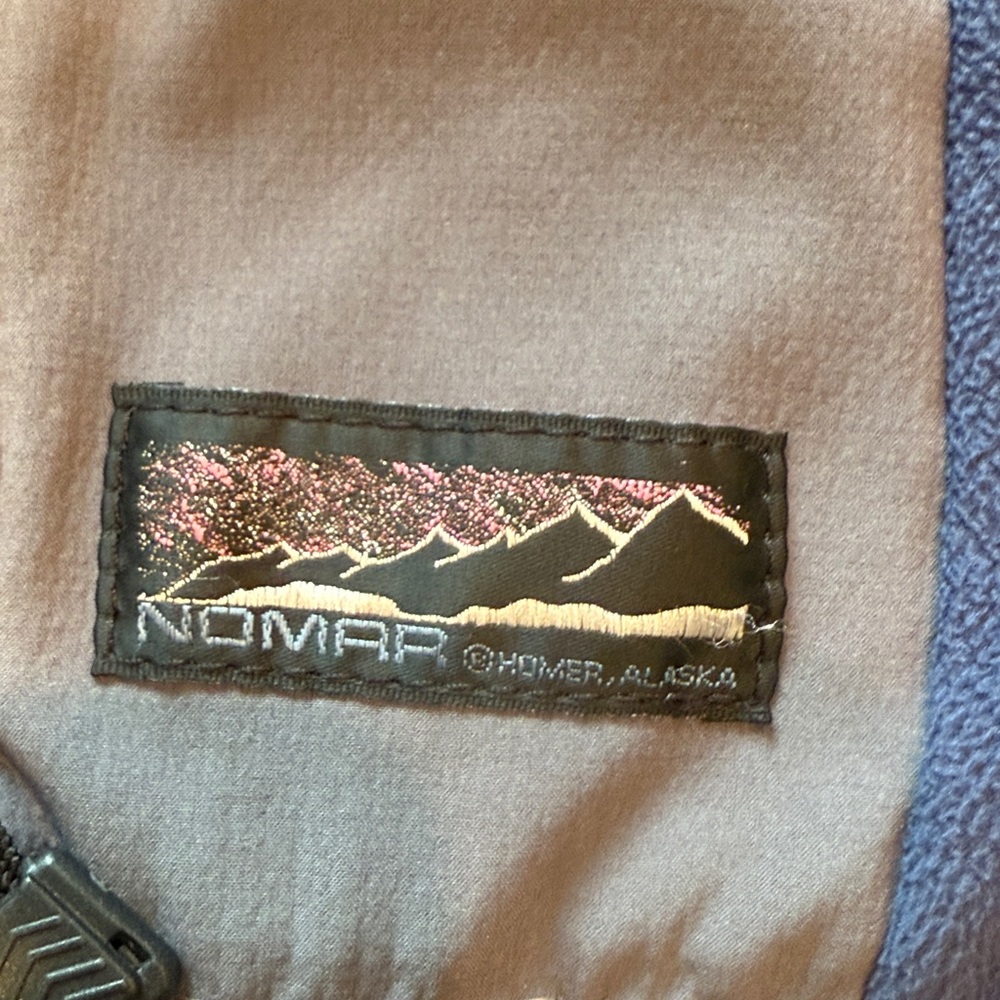 Alaska salmon sister pull over jacket by Nomar size small - Picture 4 of 8